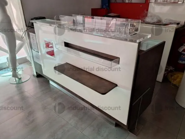 1#9621 Arredamento per negozio