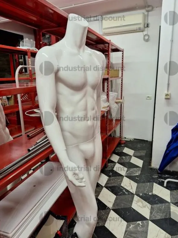 1#9621 Arredamento per negozio