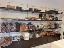 5#8748 Arredamento per negozio