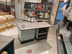 5#8748 Arredamento per negozio
