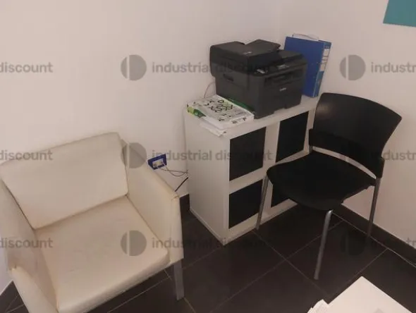1#9994 Arredamento per ufficio