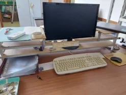 156#7915 Arredamento per ufficio
