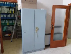 156#7915 Arredamento per ufficio