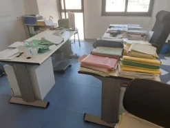 1#8539 Arredamento per ufficio e attrezzatura informatica