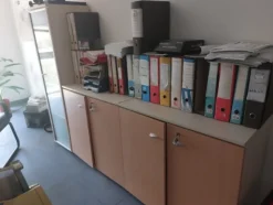 1#8539 Arredamento per ufficio e attrezzatura informatica