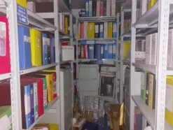 1#8539 Arredamento per ufficio e attrezzatura informatica