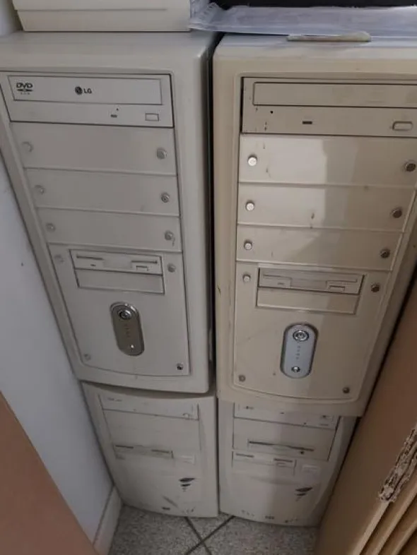 55#8616 Arredamento ufficio