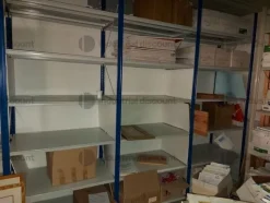 28#8723 Arredamento ufficio, pc, periferiche