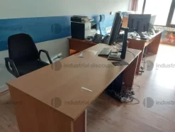 28#8723 Arredamento ufficio, pc, periferiche