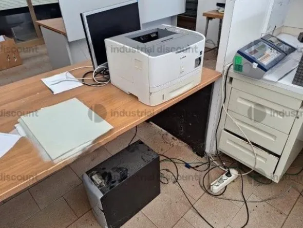1#8846 Arredi, attrezzature e macchine elettroniche d'ufficio