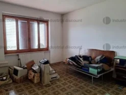 1#8846 Arredi, attrezzature e macchine elettroniche d'ufficio