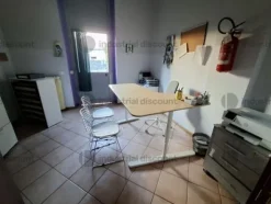3#8857 Arredi cucine e strumenti sanitari