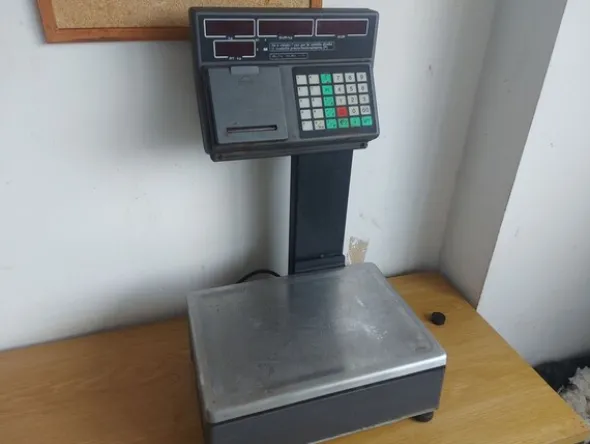 9#78950 Arredi da ufficio