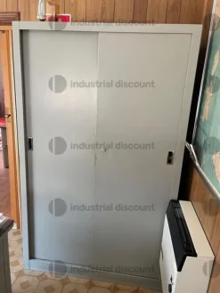 8#8664 Arredi da ufficio e Arredi da panificio
