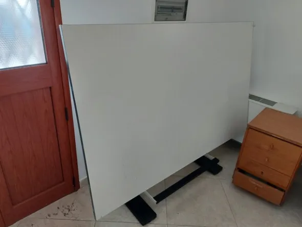 1#8017 Arredi da ufficio e attrezzature da lavoro