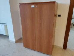 1#8017 Arredi da ufficio e attrezzature da lavoro