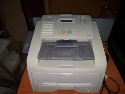 1#8017 Arredi da ufficio e attrezzature da lavoro