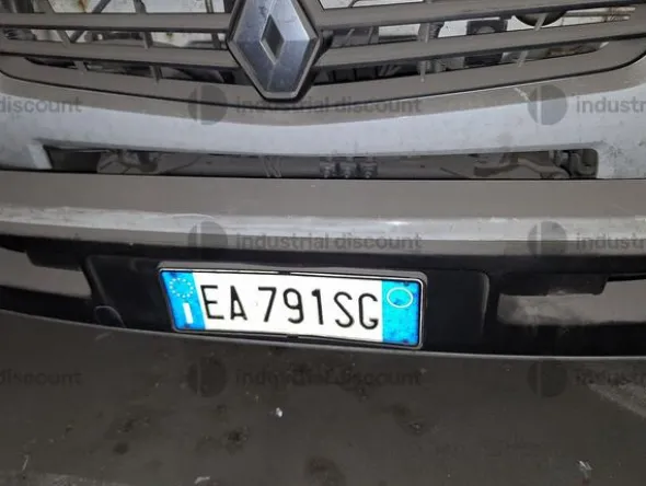 1#89310 Arredi da ufficio e Autocarro Nissan Maxity e Attrezzatura termoidraulica