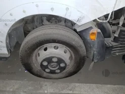 1#89310 Arredi da ufficio e Autocarro Nissan Maxity e Attrezzatura termoidraulica