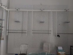 2#7994 Arredi e accessori per negozio