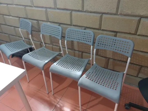 37#78500 Arredi e attrezzatura per ufficio