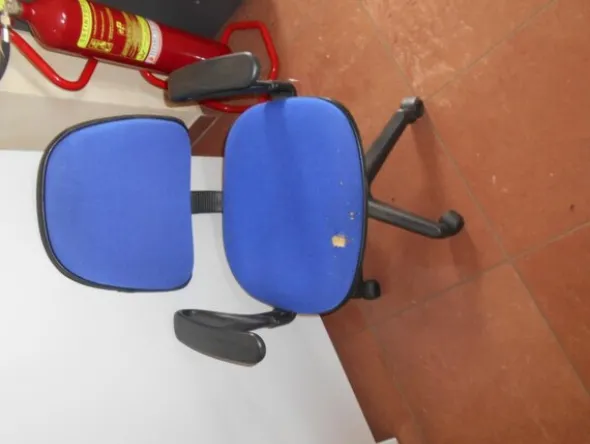 1#7585 Arredi e attrezzature da ufficio