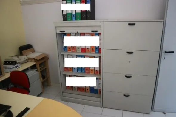 14#70710 Arredi e attrezzature da ufficio e da laboratorio