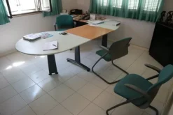 14#70710 Arredi e attrezzature da ufficio e da laboratorio