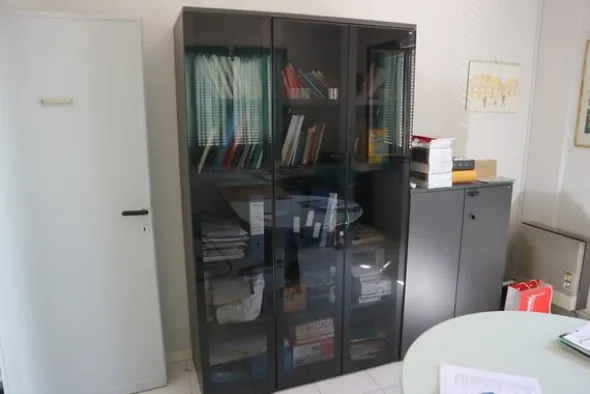 14#70710 Arredi e attrezzature da ufficio e da laboratorio