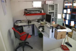 14#70710 Arredi e attrezzature da ufficio e da laboratorio