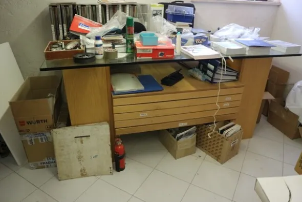 14#70710 Arredi e attrezzature da ufficio e da laboratorio
