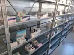 1#9823 Arredi e attrezzature elettroniche da ufficio e scaffalature