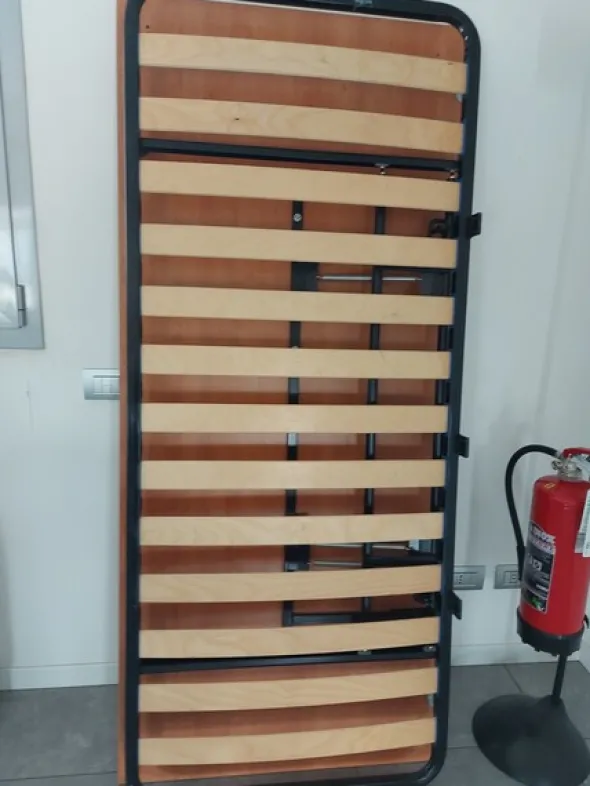 8#7899 Arredi e attrezzature elettroniche ufficio