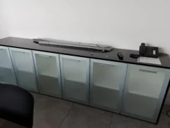 8#7899 Arredi e attrezzature elettroniche ufficio