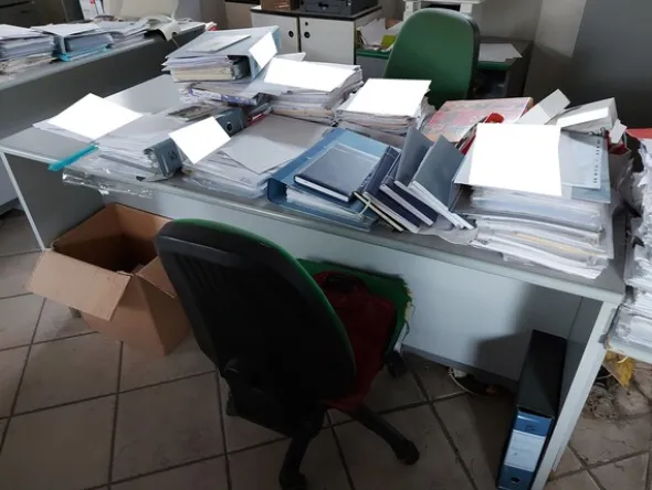 1#7822 Arredi e attrezzature elettroniche da ufficio
