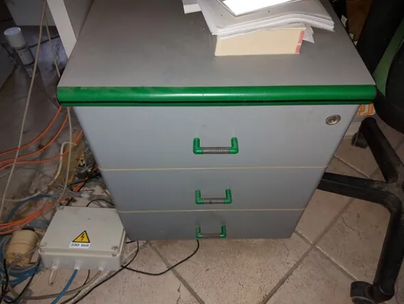 1#7822 Arredi e attrezzature elettroniche da ufficio