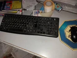 1#7822 Arredi e attrezzature elettroniche da ufficio