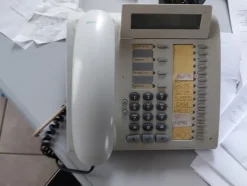 1#7822 Arredi e attrezzature elettroniche da ufficio