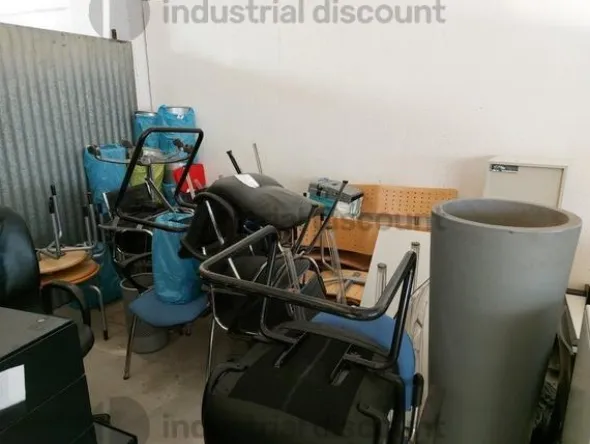2#8499 Arredi e attrezzature per centro medico