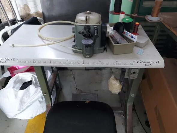 2#8259 Arredi e attrezzature per lavorazione e tintura pelli