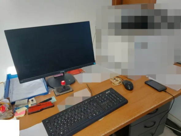 2#8259 Arredi e attrezzature per lavorazione e tintura pelli