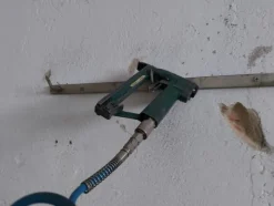 37#8259 Arredi e attrezzature per lavorazione e tintura pelli