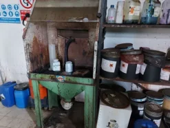 37#8259 Arredi e attrezzature per lavorazione e tintura pelli