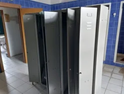 37#8259 Arredi e attrezzature per lavorazione e tintura pelli