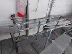 3#7049 Arredi e attrezzature per officina e ufficio