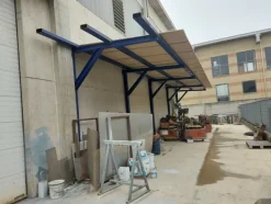 3#7049 Arredi e attrezzature per officina e ufficio