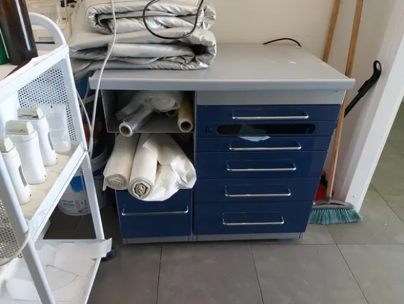 1#7919 Arredi e attrezzature per trattamenti estetici