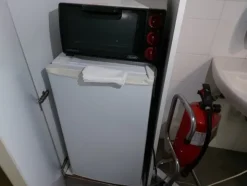 1#7919 Arredi e attrezzature per trattamenti estetici