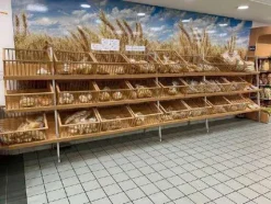 7#7940 Arredi e attrezzature reparto alimentari