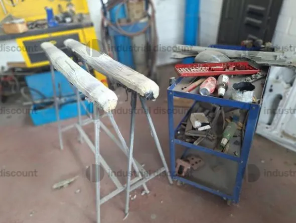 4#9630 Arredi e attrezzi reparto Carrozzeria